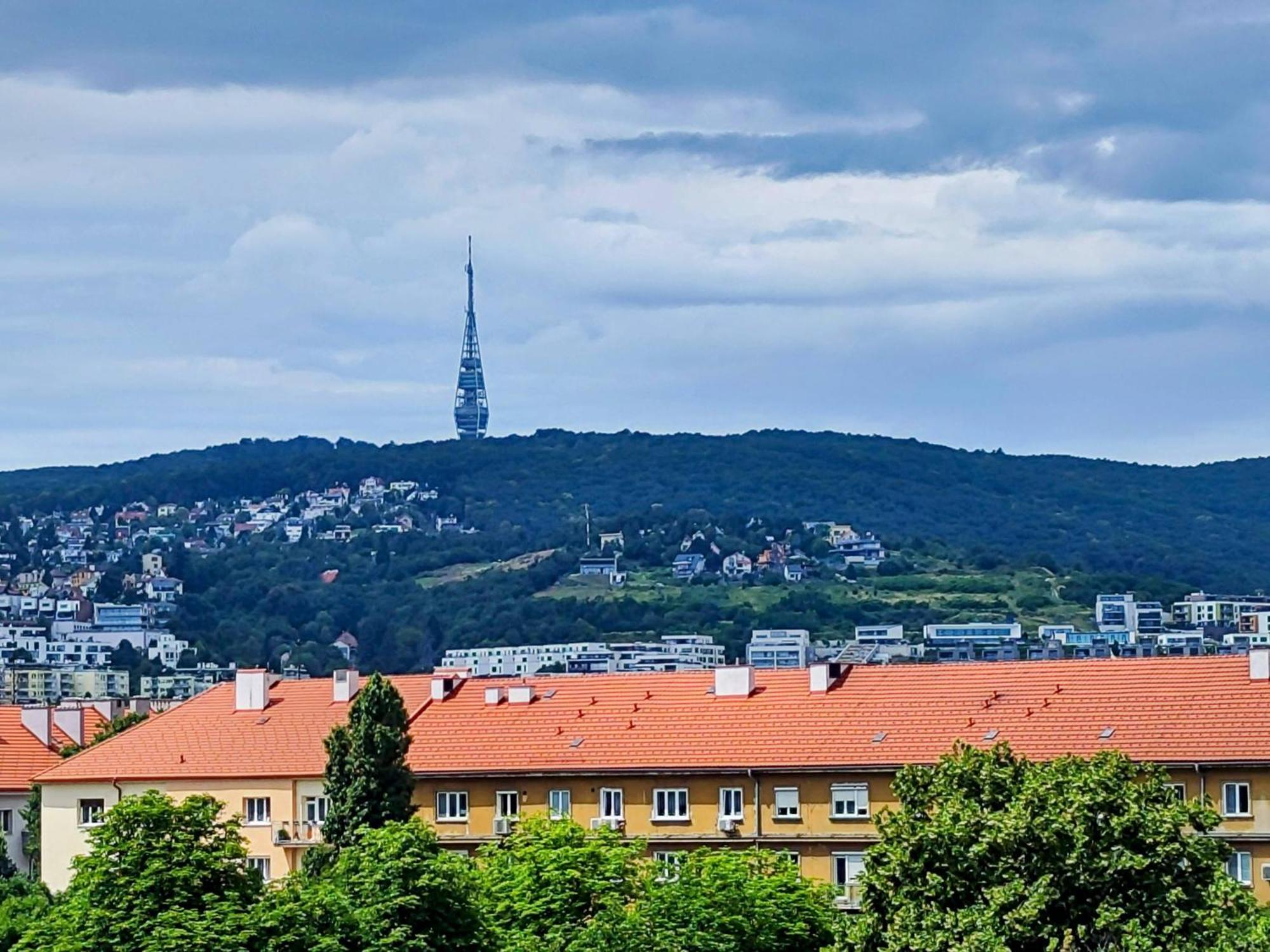Yarn - Brand New - Free Parking - Balcony With City View - Central Shopping Mall Bratislava Exterior foto